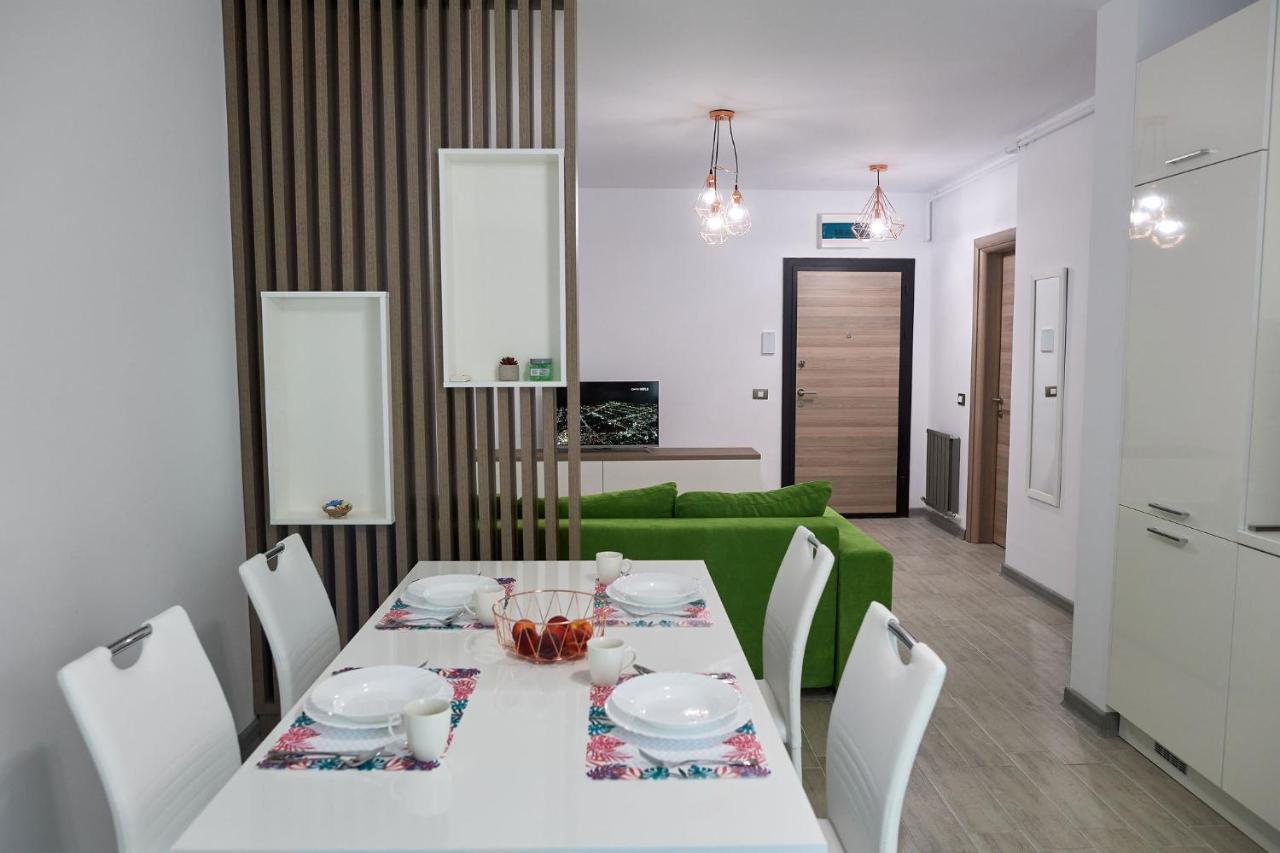 Vibe Apartment- Spa N Pools Beach Resort Năvodari Extérieur photo